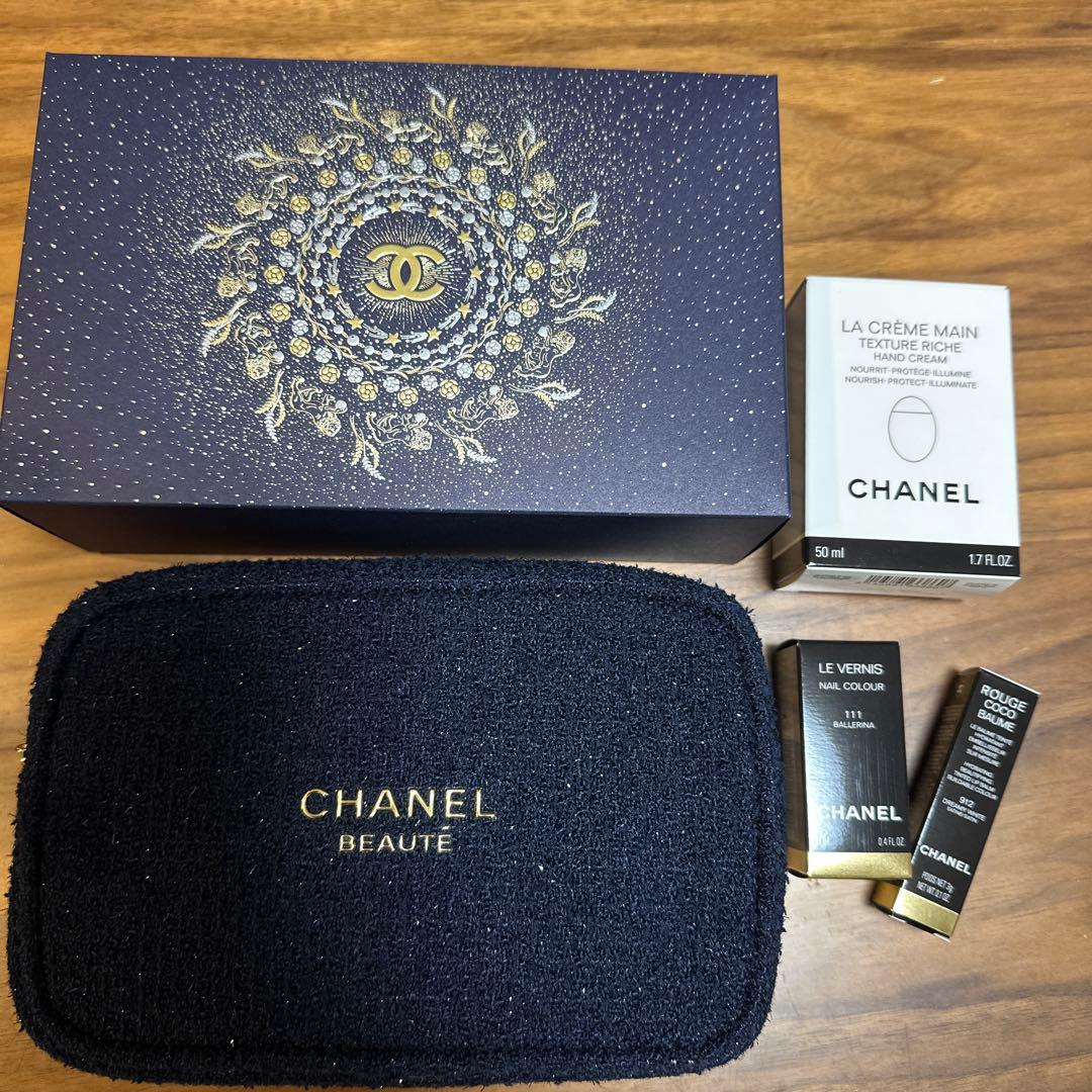 CHANEL 2025 クリスマスコフレ