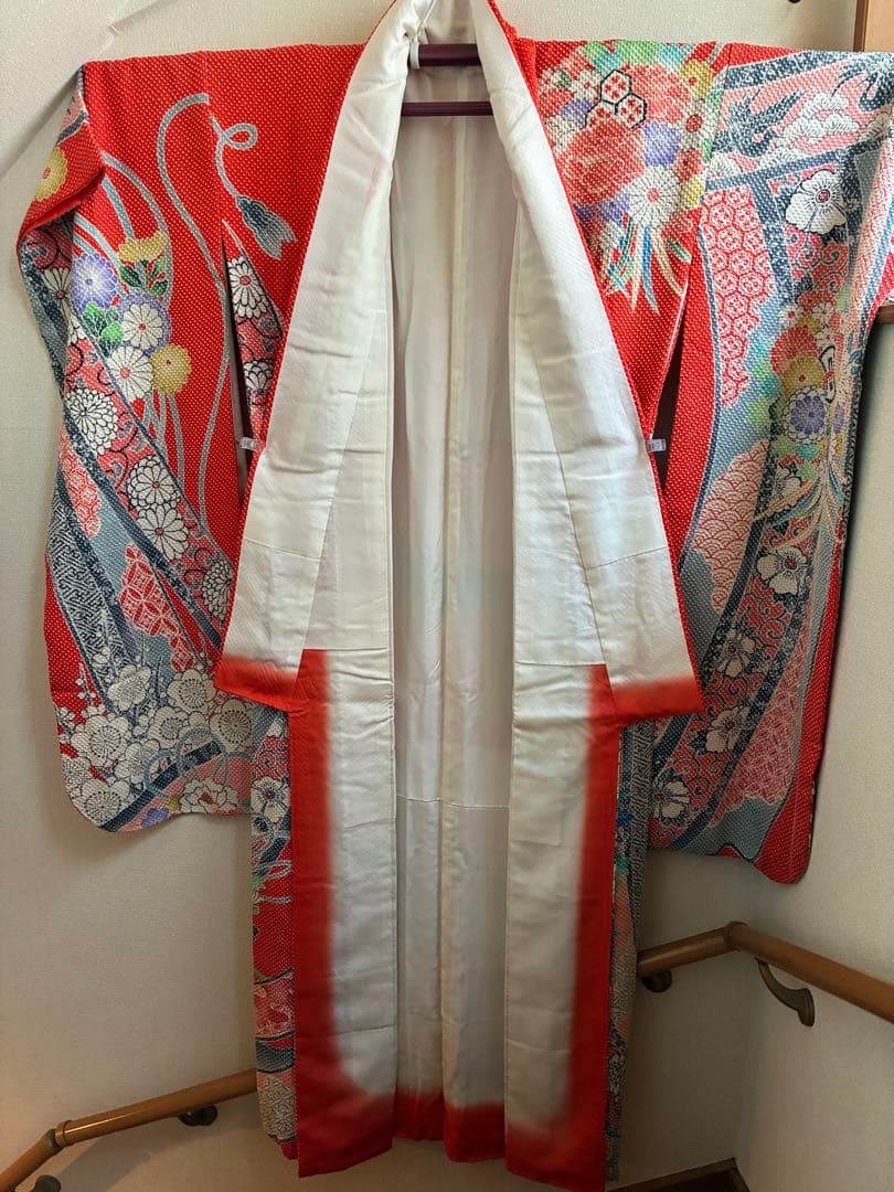 【逸品】藤娘きぬたや　総絞り　振袖　橙色　裄64 長襦袢　刺繍半襟(さんび)付き