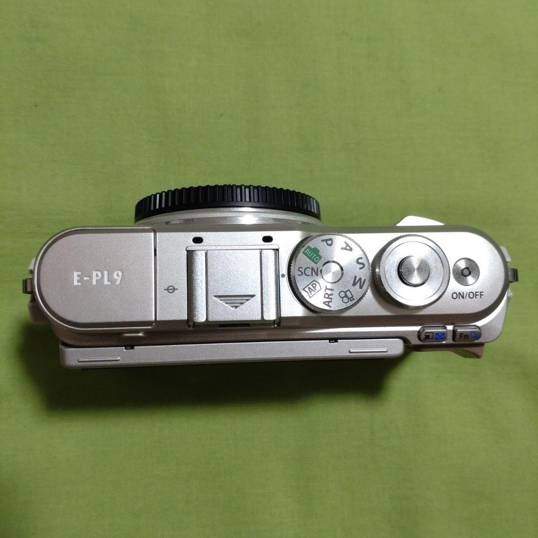 デジタルカメラ OLYMPUS PEN E-PL9