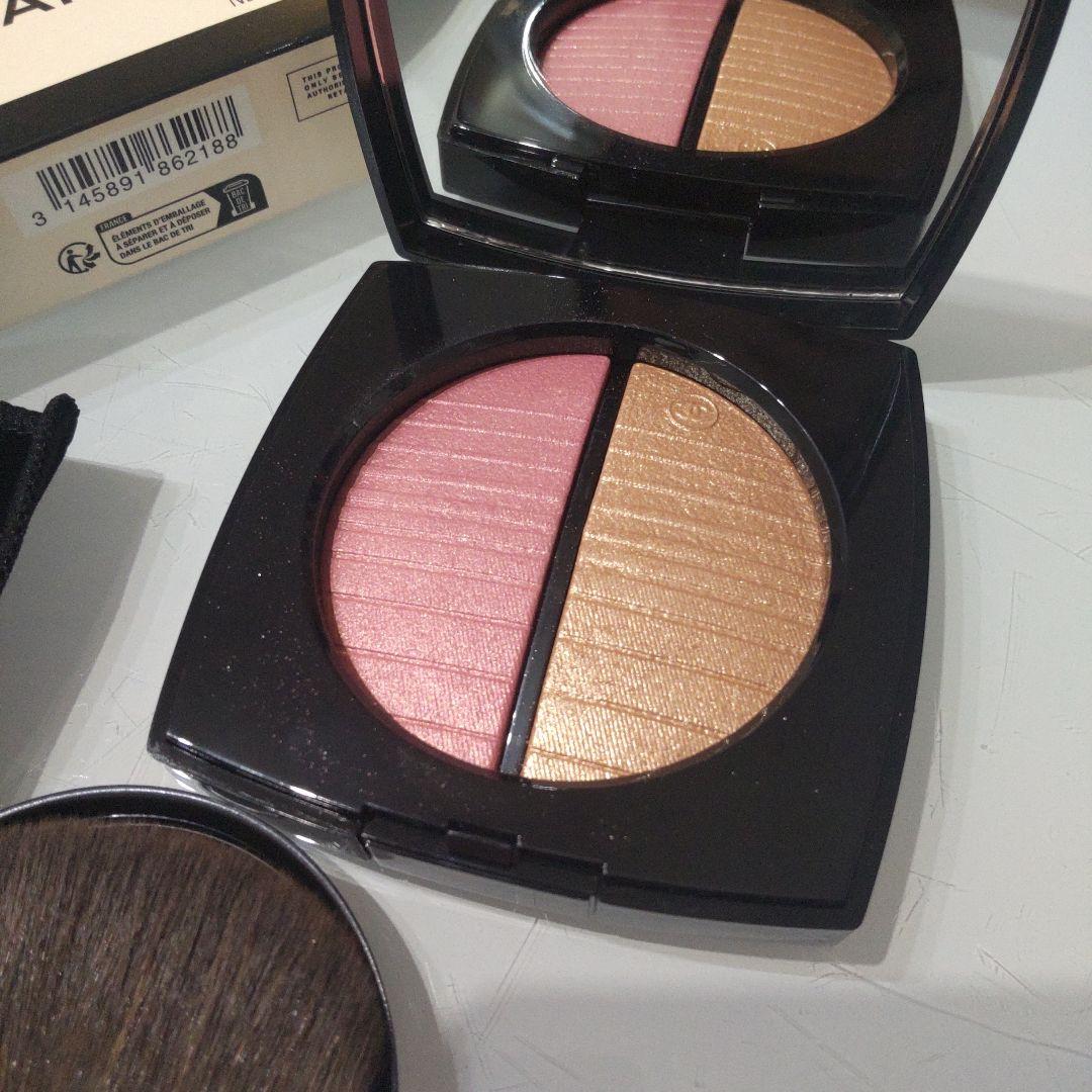 シャネル　レベージュヘルシーゴールデン　グロウパウダー