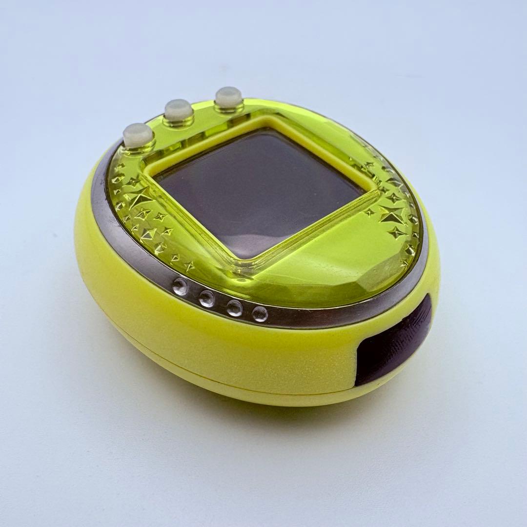 BANDAI バンダイ Tamagotchi iD L イエロー たまごっち