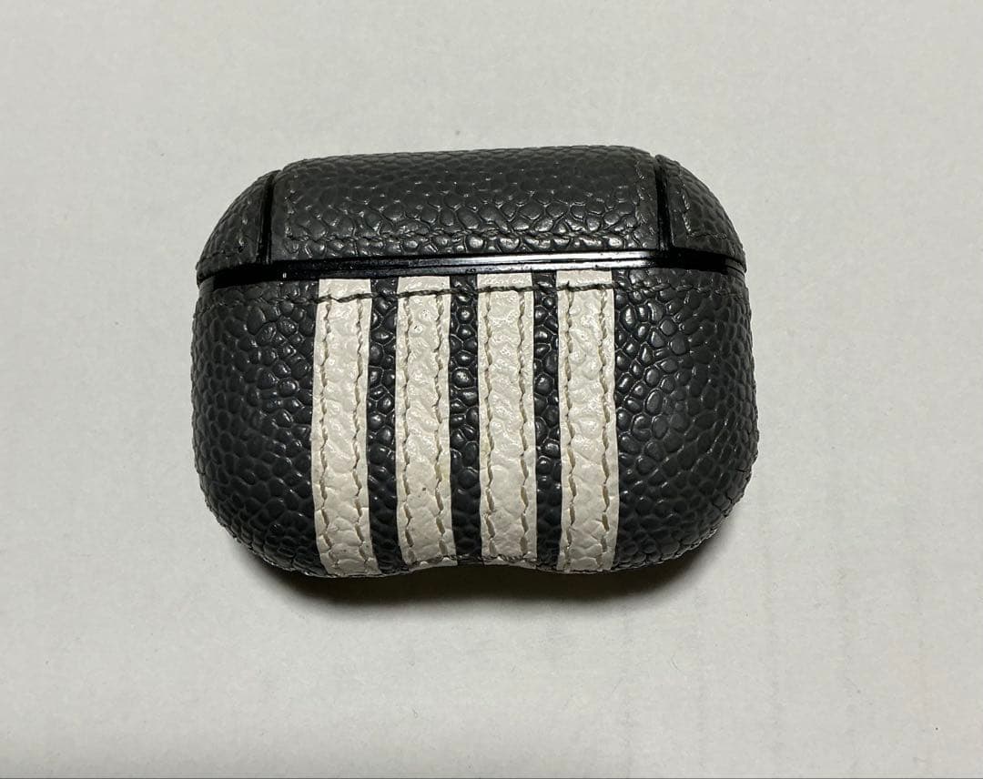 thom browne トムブラウン　AirPods pro ケース　第2世代