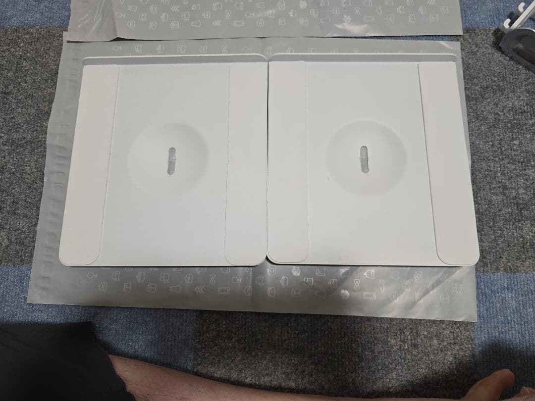 suptek ホワイト スピーカースタンド 高さ調整可能 デスクトップ