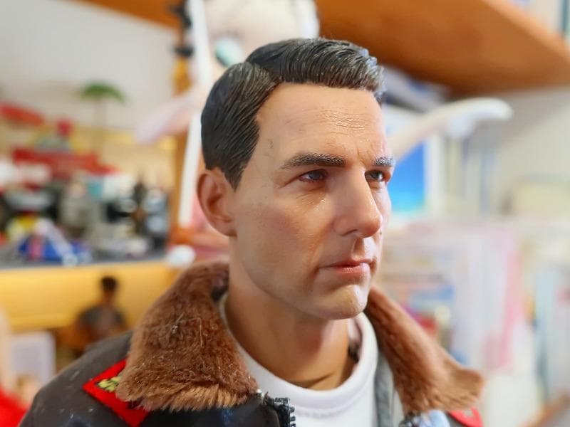 トップガン マーヴェリック トム・クルーズ 1/6フィギュア ヘルメット付