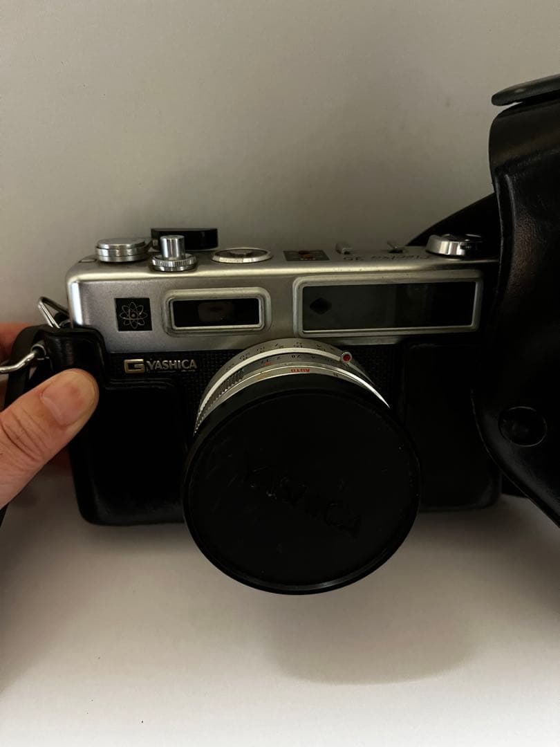 Yashica Electro 35 GS フィルムカメラ