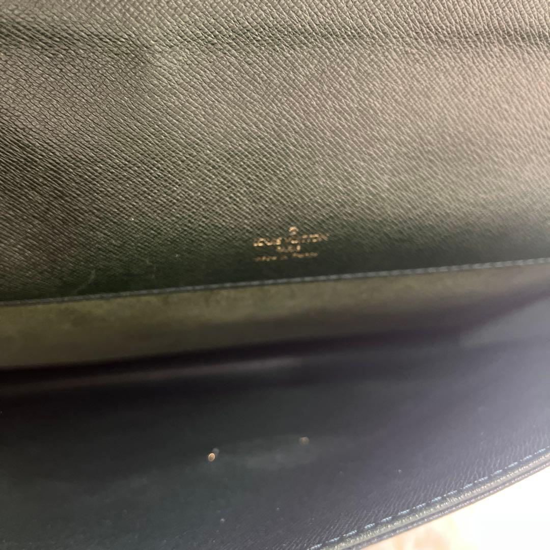 ルイヴィトン タイガ セルヴィエット クラド　タイガ ビジネスバッグ 通勤