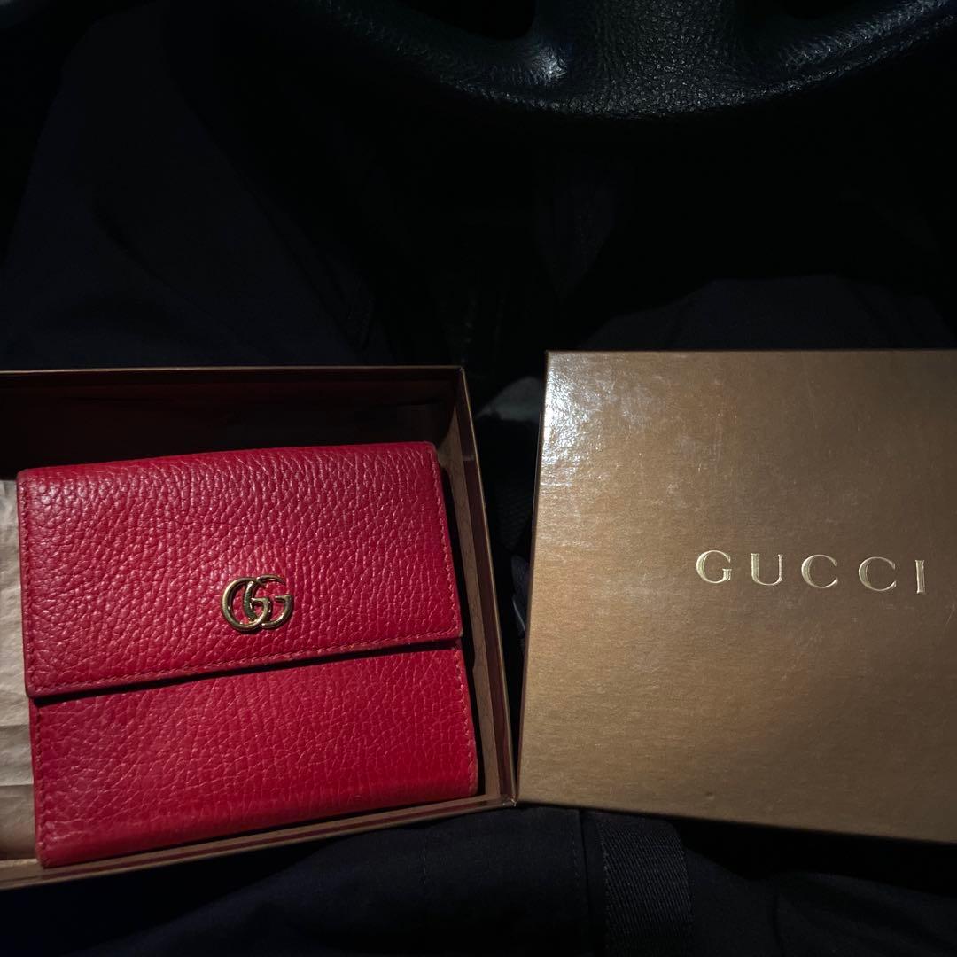 GUCCI レッド 三つ折り財布