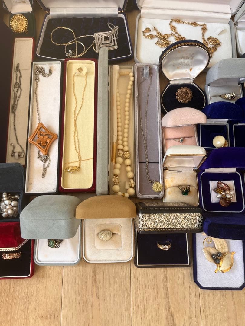 0118-1 遺品整理 指輪 ネックレス ブローチ アクセサリー まとめ