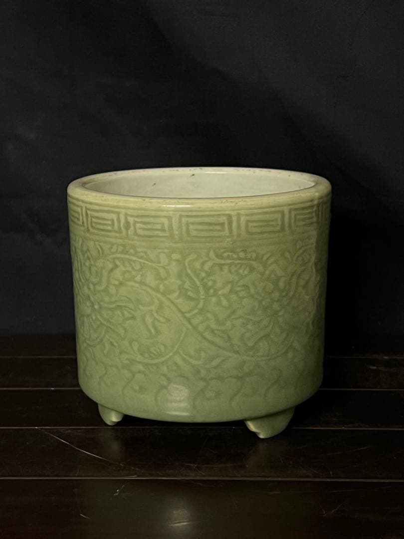 古美術•書•　時代物•龍泉窯青磁筆入•水指•XG：33-1