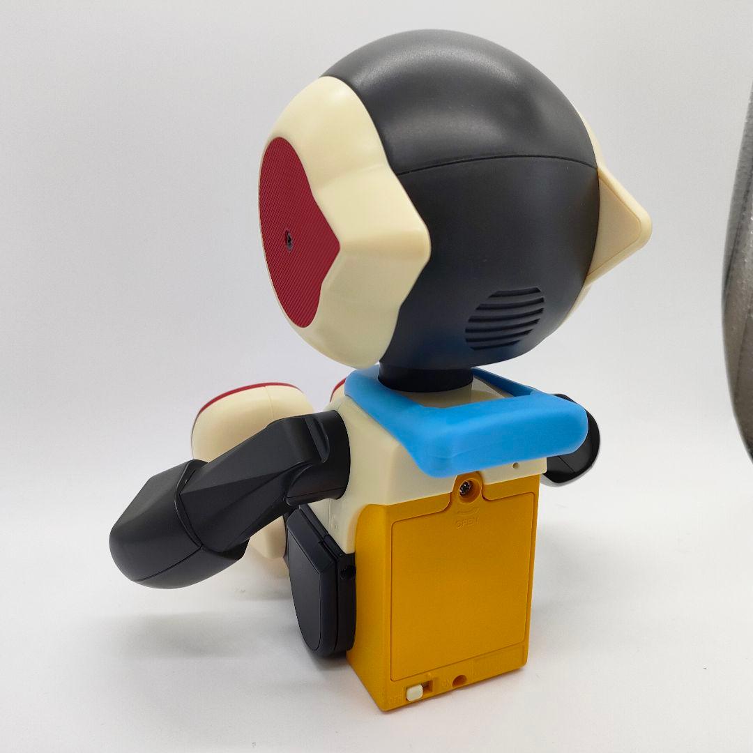 ロビジュニア　Robi おしゃべりロボット　タカラトミー