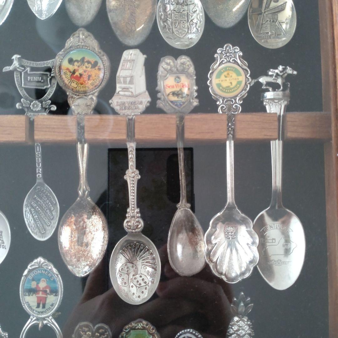 アメリカアンティーク　装飾スプーンコレクション 34本 木製ケース付き