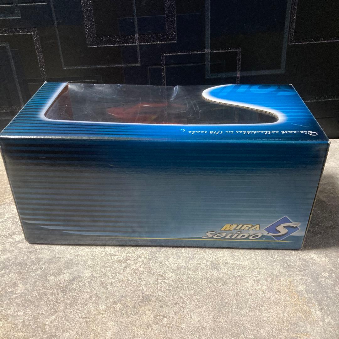 MIRA SOLIDO Ford Berline 1949ミニカー 1/18