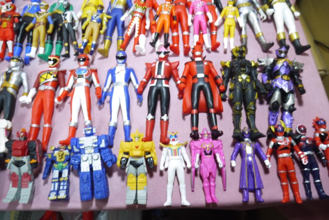 スーパー戦隊シリーズ　ソフビヒーロー　など　100体セット