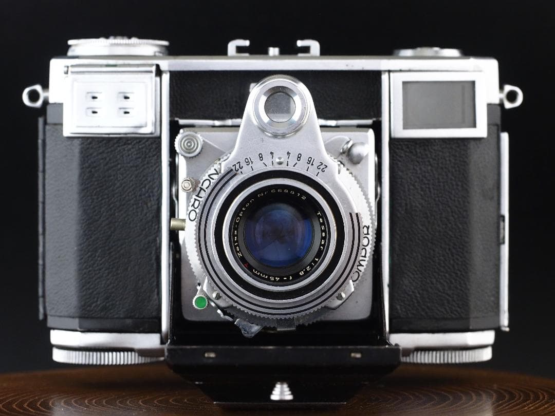 ZEISS IKON CONTESSA 35 TESSAR 2.8/45 RF機