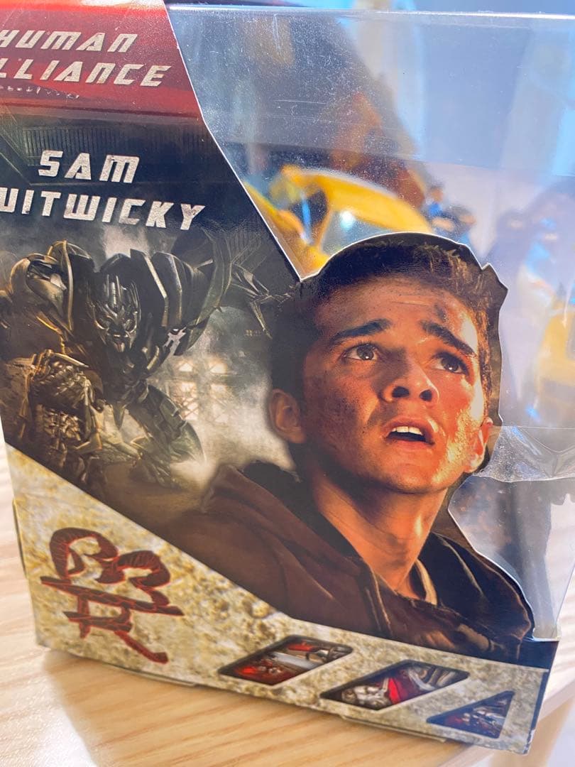 ス*】様 新品トランスフォーマーリベンジ　ヒューマンアライアンス　バンブルビー