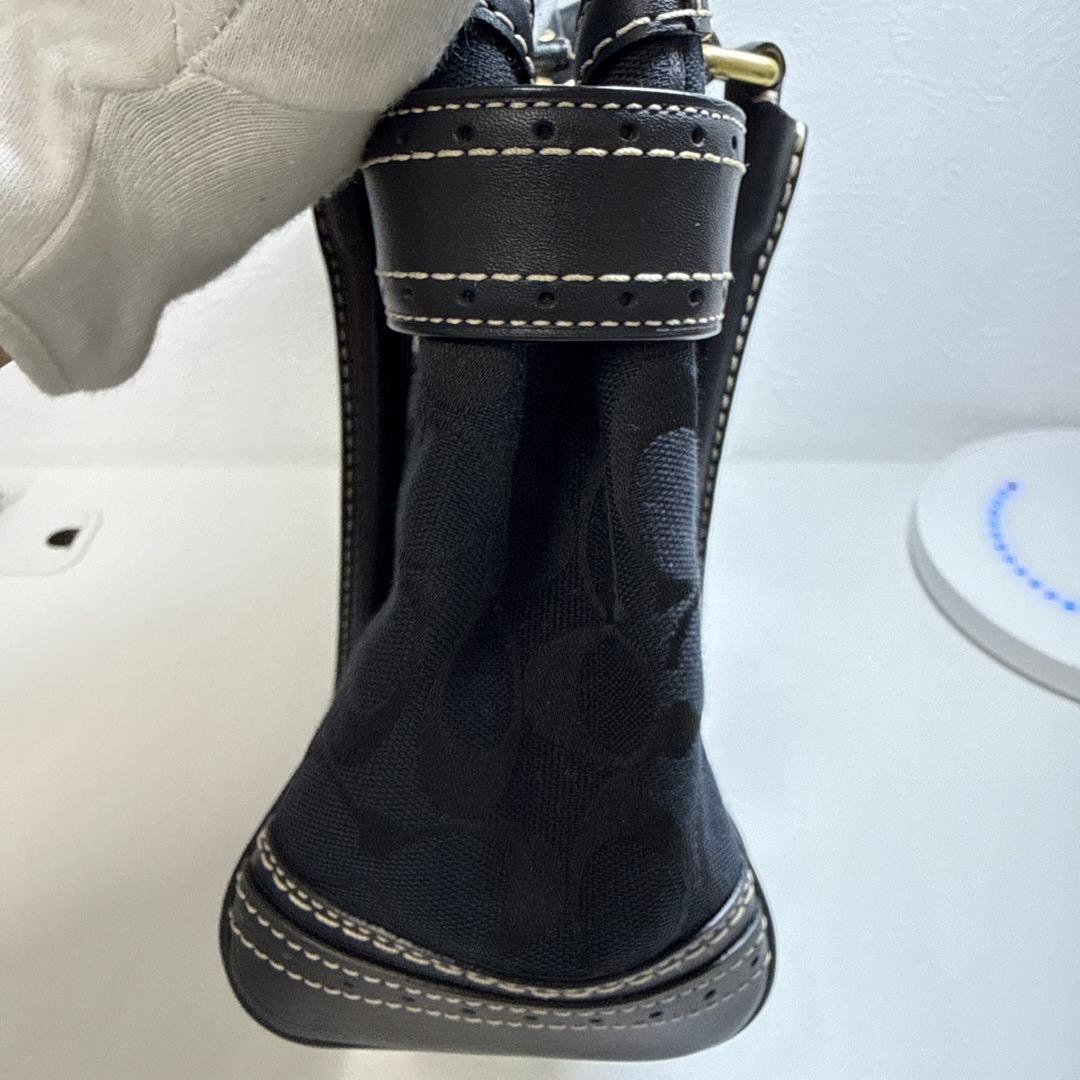 Coach ブラック ハンドバッグ 中型