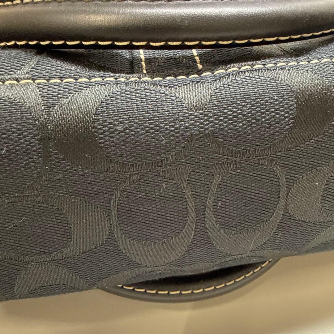 Coach ブラック ハンドバッグ 中型