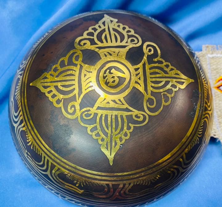 密教法具大瞑想鈴（スティック・敷布付き）②