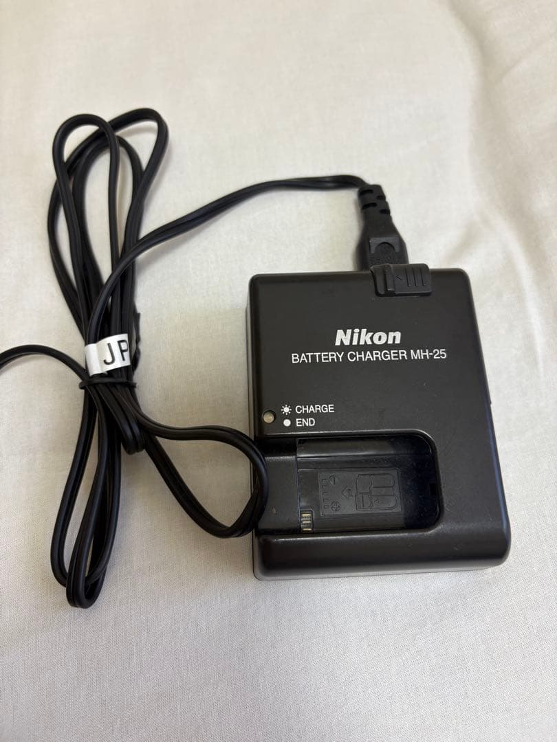 Nikon D7100 18-200 VR2 レンズキット 一眼レフ おまけ付き