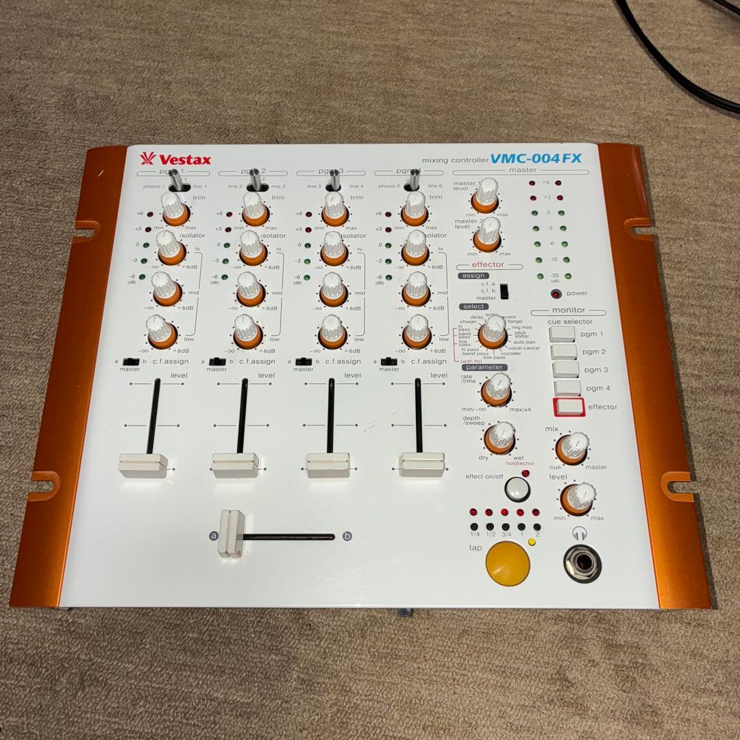 【DJミキサー】Vestax VMC-004 FX