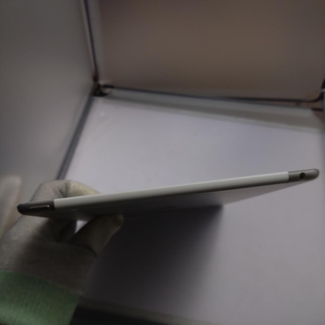 Apple iPad mini2 ME818J/A　ROM:16GB　動作中古