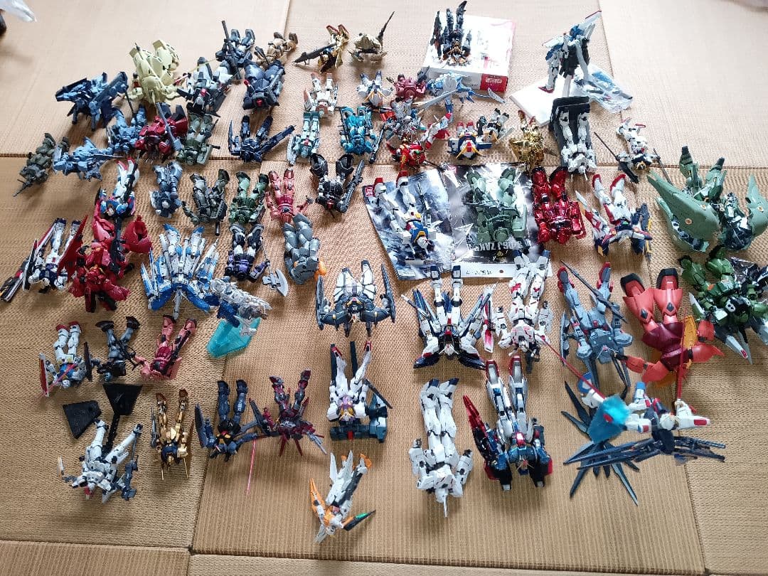 ガンダム組済みhgmgrgロボット魂