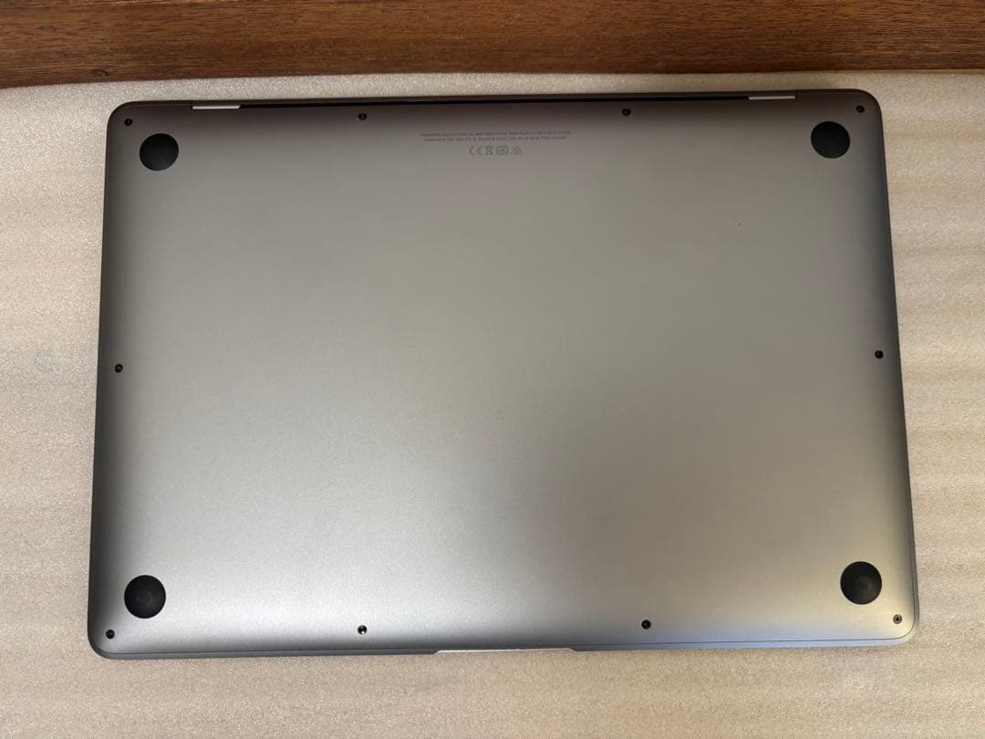 Macbook Air A2179 13インチ　 256GB 8Gb 2020