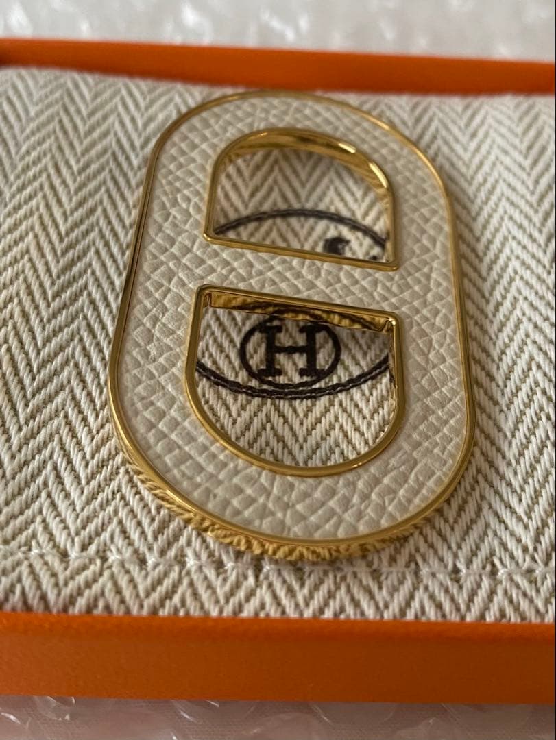 エルメス　HERMES ブローチ　シェーヌダンクル　バッジ　クレ　ゴールド　新品