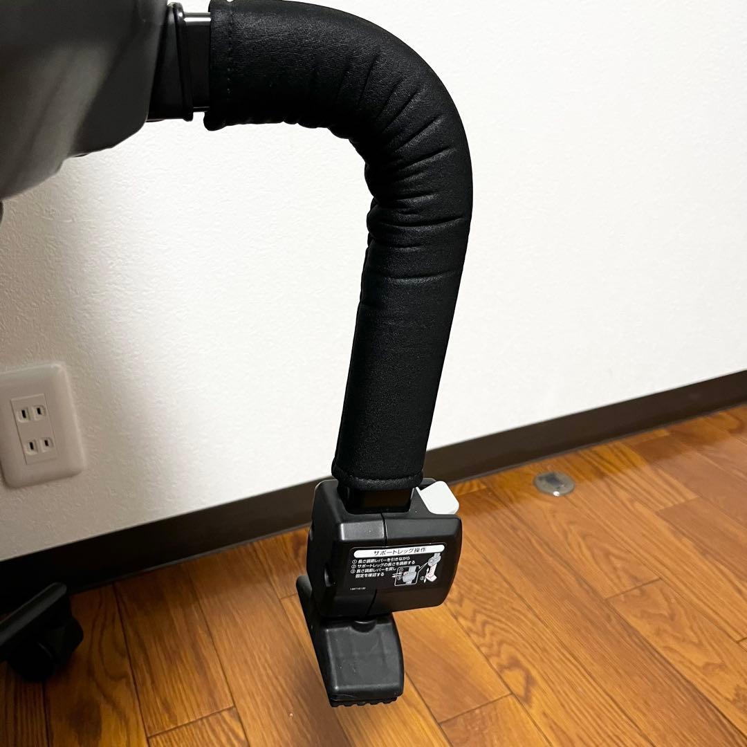 【極美品】コンビ チャイルドシート ネルームエッグショック NC-470