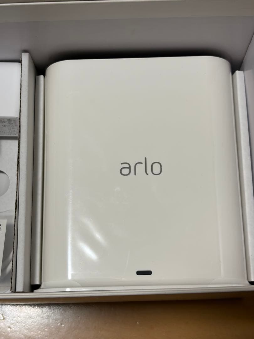 は*ん様 Arlo Ultra Series 4K UHD 防犯カメラ 2台セッ