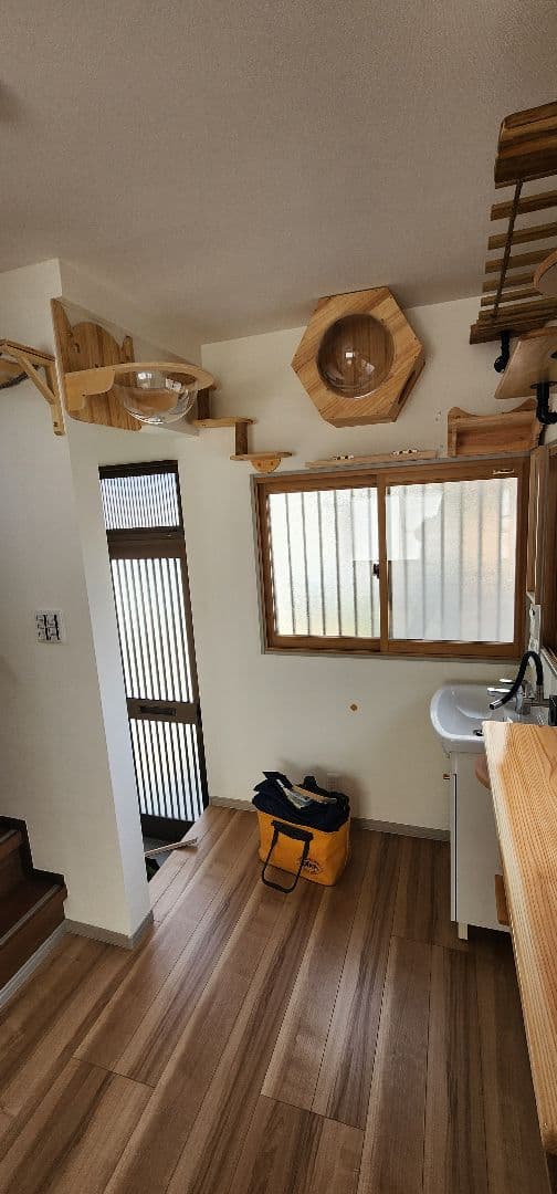 木製キャットタワー 多層構造 キャットハウス付き