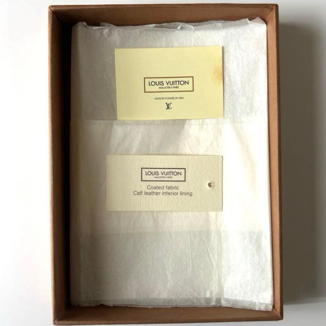 LOUIS VUITTON ルイヴィトン パスポートケース