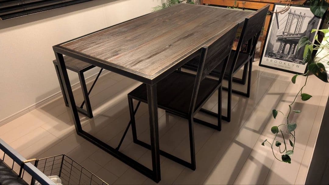 アルモニア モダンな木製ダイニングテーブルセット