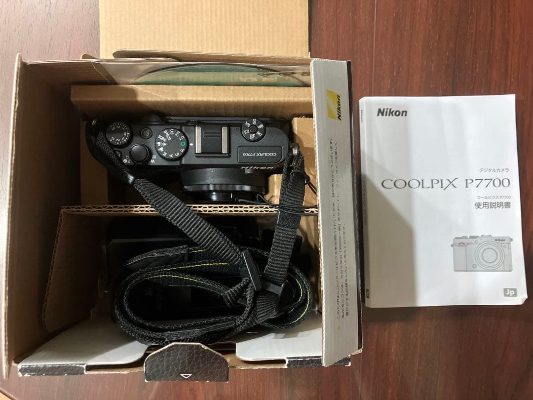 Nikon COOLPIX P7700 コンパクトデジタルカメラ