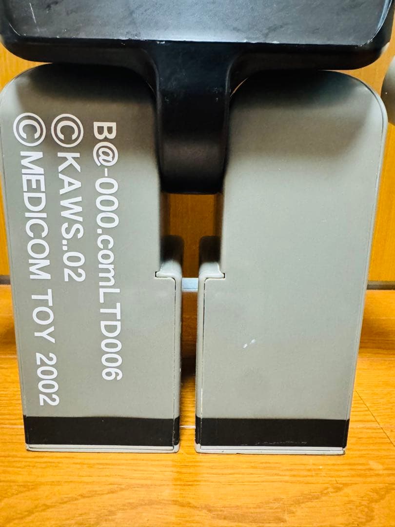 美品　BE@RBRICK ベアブリック 1000% KAWS