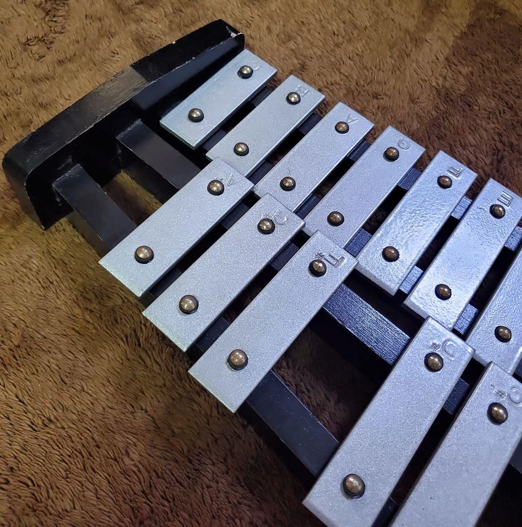 グロッケン 鉄琴 32音 スタンド付属 マレットx2本 メーカー不明