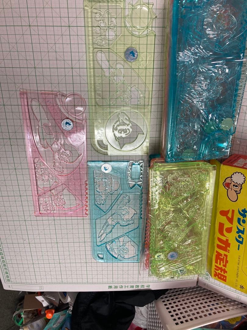 1960年代サンスター文具の虫プロ鉄腕アトム型抜き定規40枚入り珍品セット！珍品