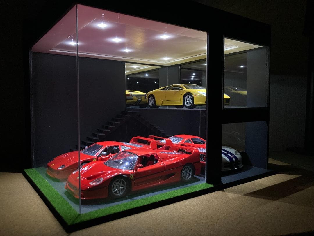 モデルカー用ジオラマ：1/24 ショールーム＆ガレージⅣ（吹き抜け2階タイプ）