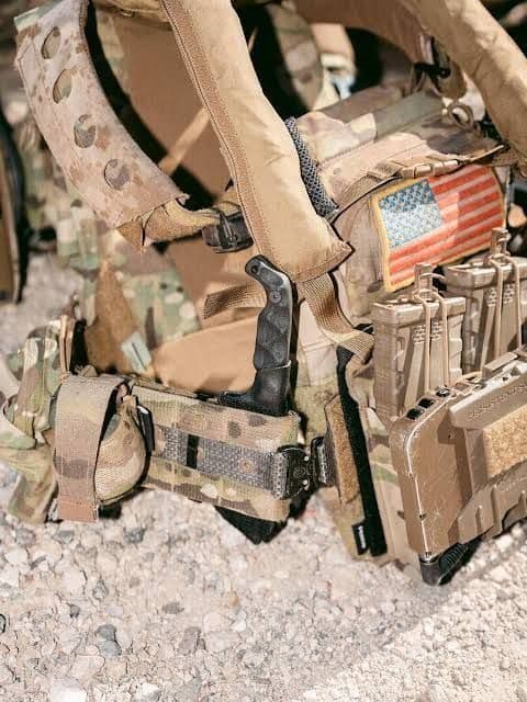 新品　TKELL Agent 003 アウトドアナイフ　レプリカ