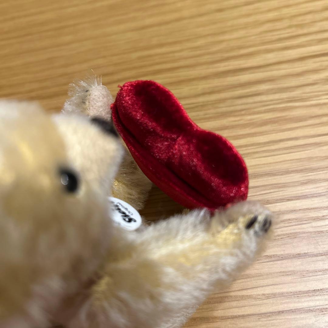 Steiff ビジュピコ　ハート　リング入れ　ぬいぐるみ　テディベア