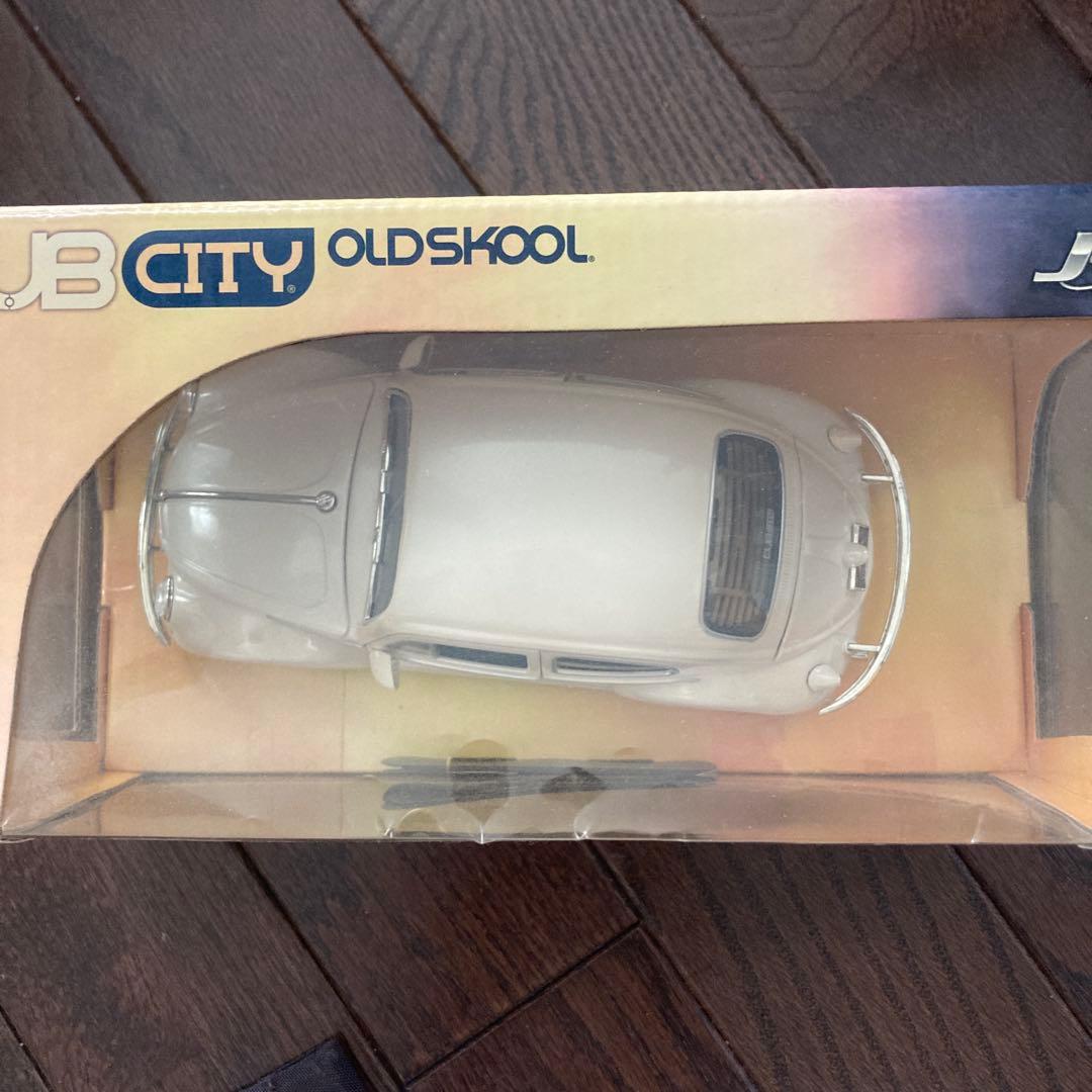 ミニカー DUB CITY 1999 VW BEETLE 1:24