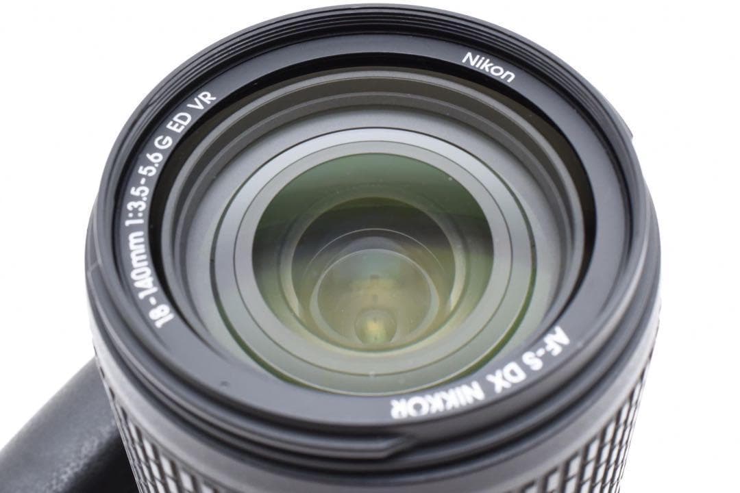 遠くまで撮れる高機能レンズ✨Nikon D5300✨初心者におすすめ✨