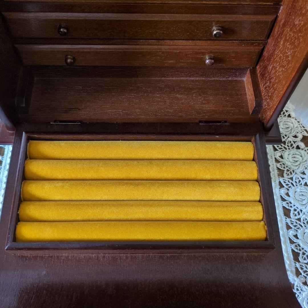 【新品】ELEMICA 薔薇　家具調ジュエリー宝石箱　オルゴール　アンティーク