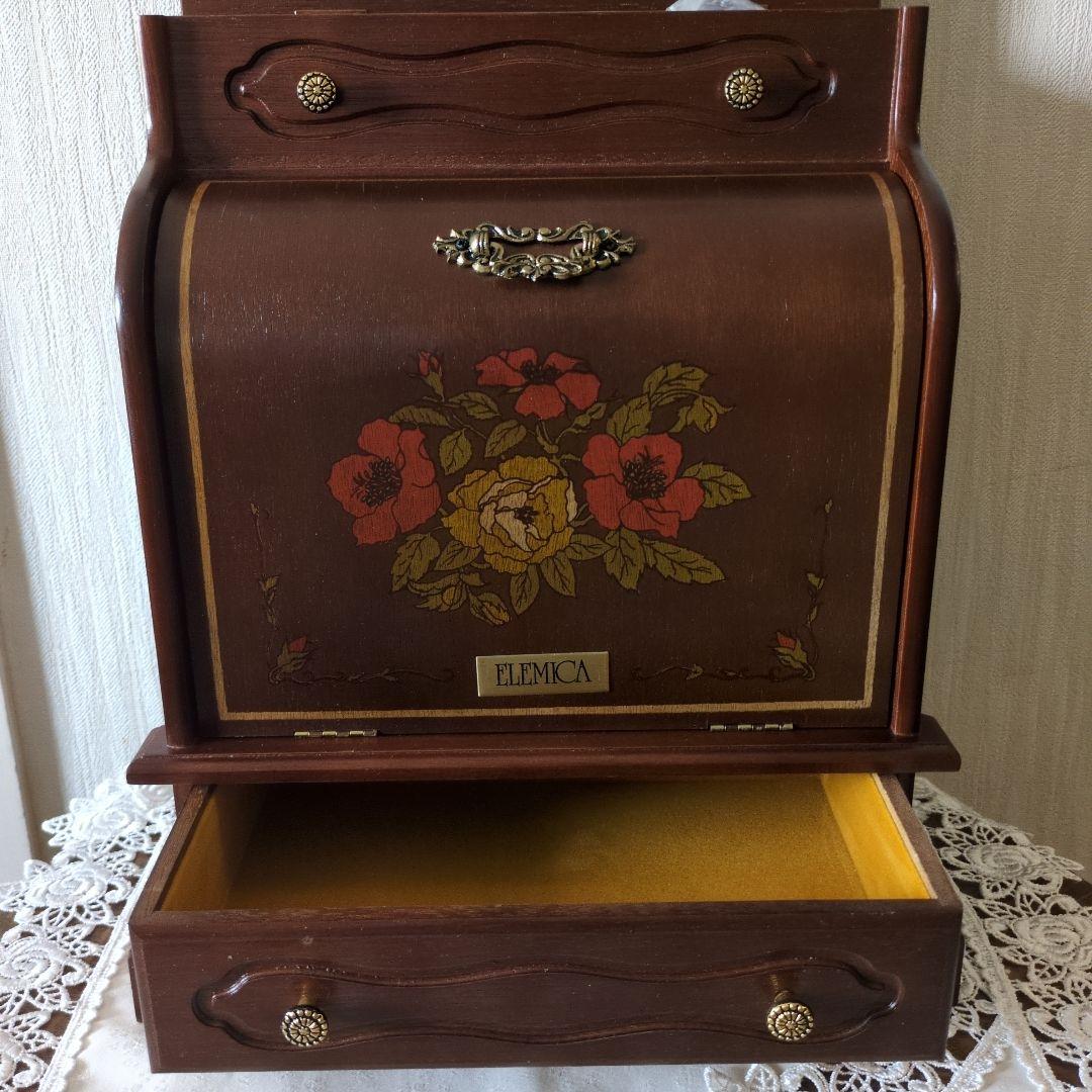 【新品】ELEMICA 薔薇　家具調ジュエリー宝石箱　オルゴール　アンティーク