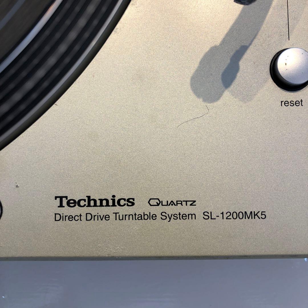 Technics ターンテーブル SL 1200MK3D 電源入りました