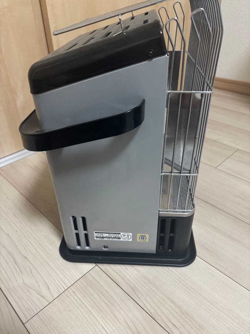 Iwatani イワタニ カセットガスストーブ デカ暖