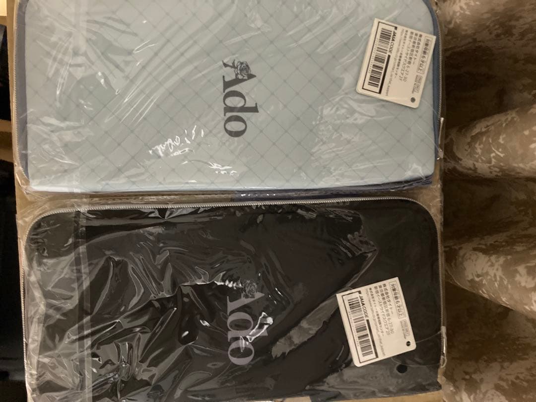 新品未使用　ラウンドワン限定Ado　フィギュア＆ペンライトケース＆収納BOX