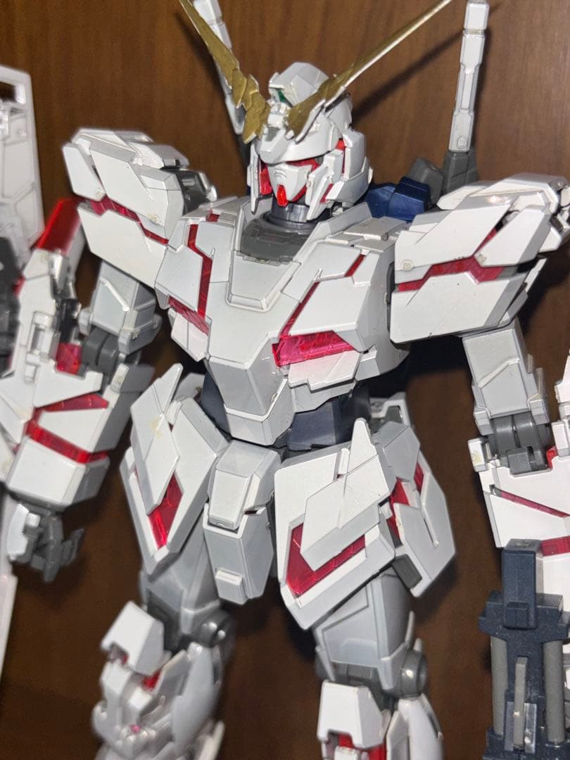 MG 1/100 RX-0 ユニコーンガンダムVer.Kaチタニウムフィニッシュ