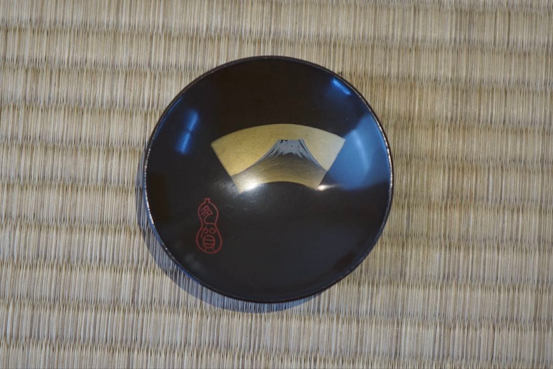 茄子高蒔絵・富士山蒔絵・朱印入り 黒乾漆粉塗 小吸物椀 2客/ 木製漆器 茶懐石