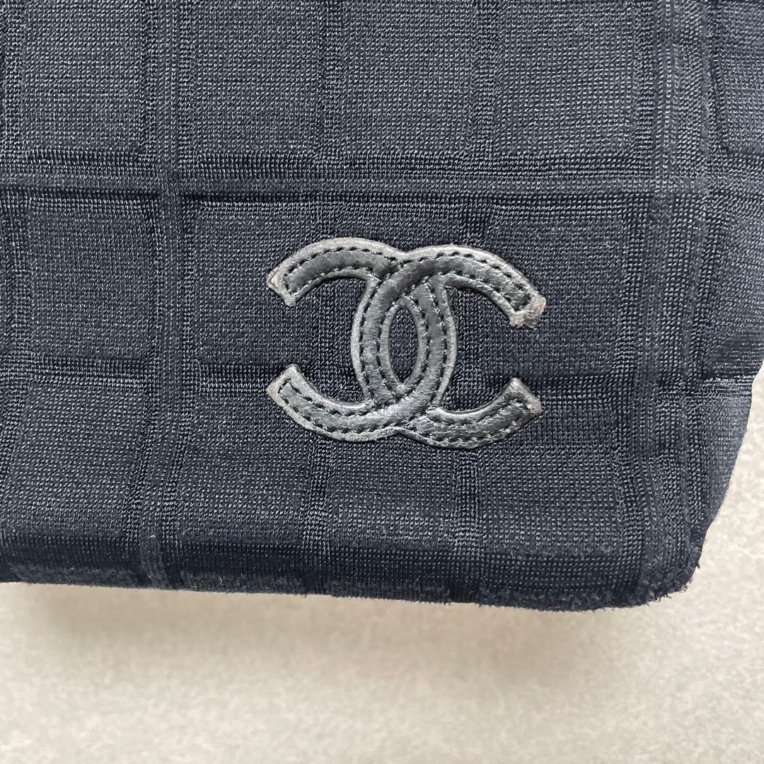 CHANEL ブラック ナイロン ショルダーバッグ　チョコバー